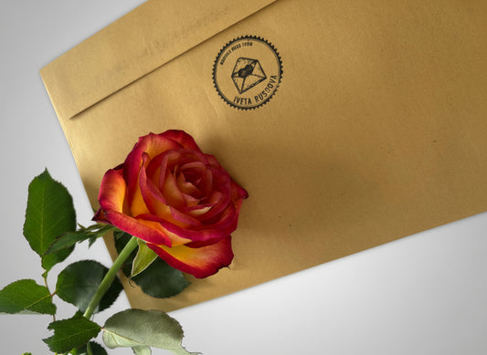 Monthly Hugs - Prepaid Subscription